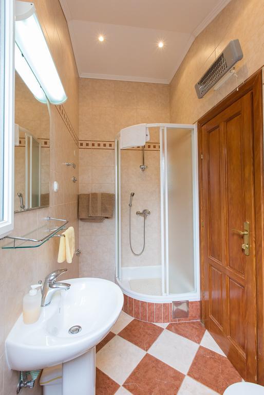 Benussi Apartment *